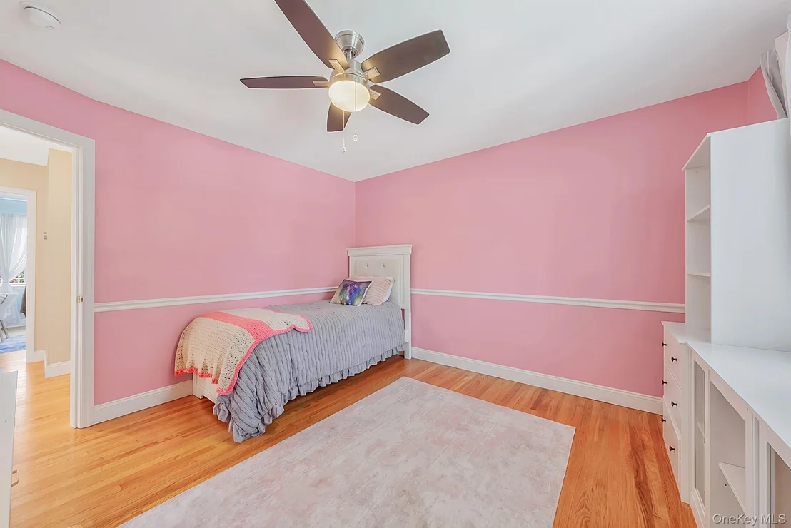 Photo of 62 Ridgefield Drive