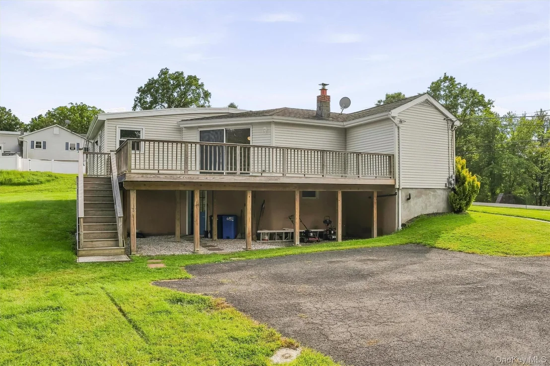 Photo of 48 Lake Side Drive