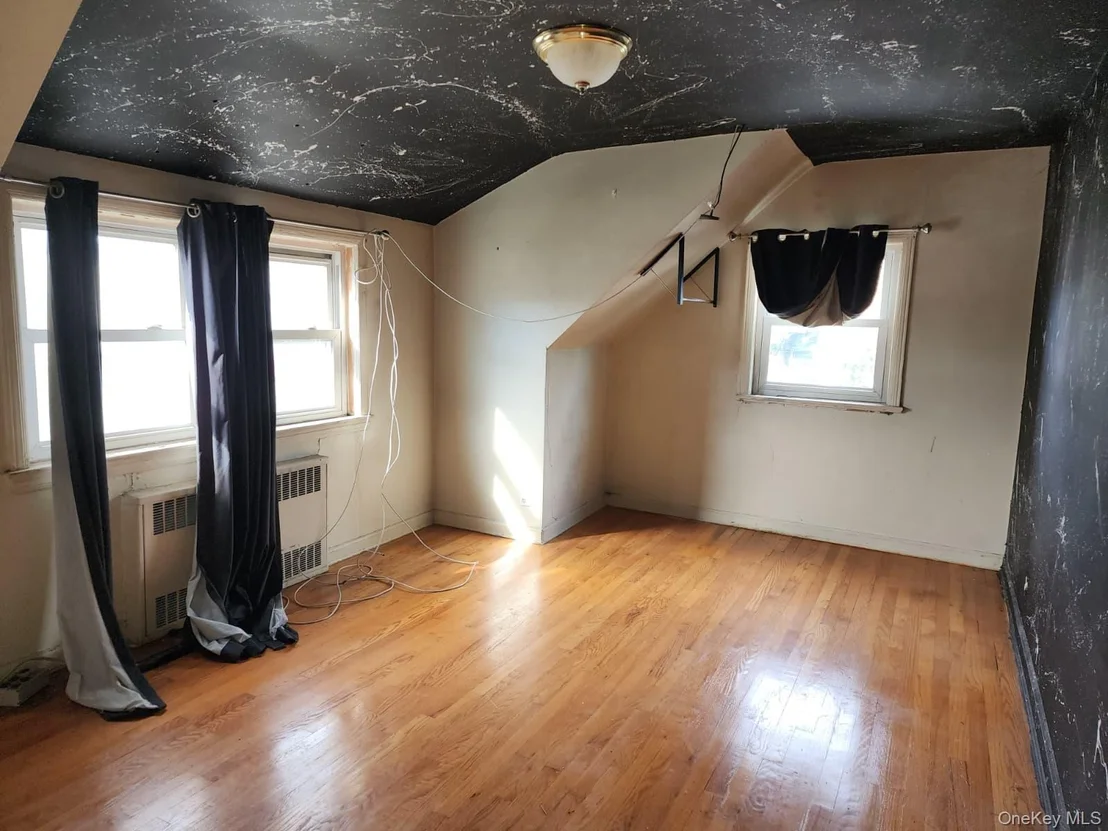 Photo of 156 Brookside Ave.