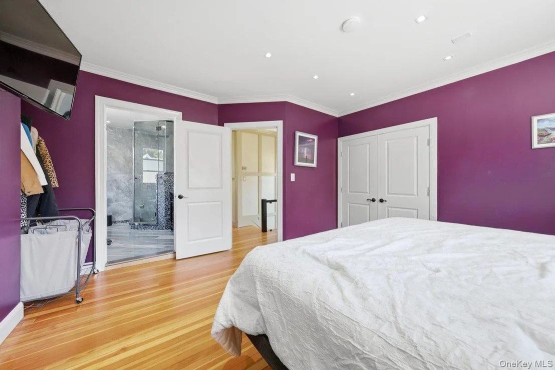 Photo of 172 Crescent Place