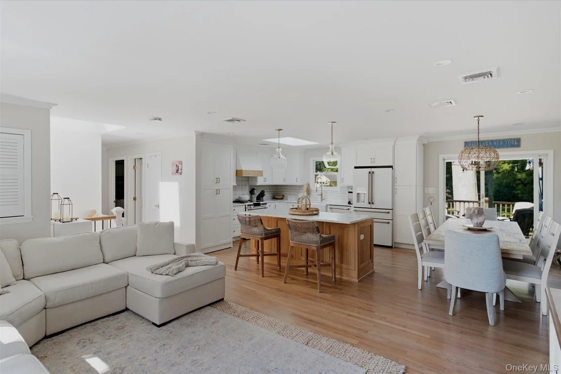 Photo of 772 Pulaski Road