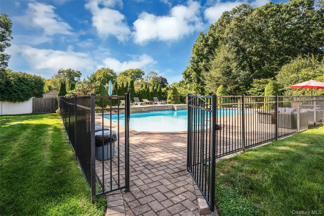 Photo of 96 McCulloch Drive