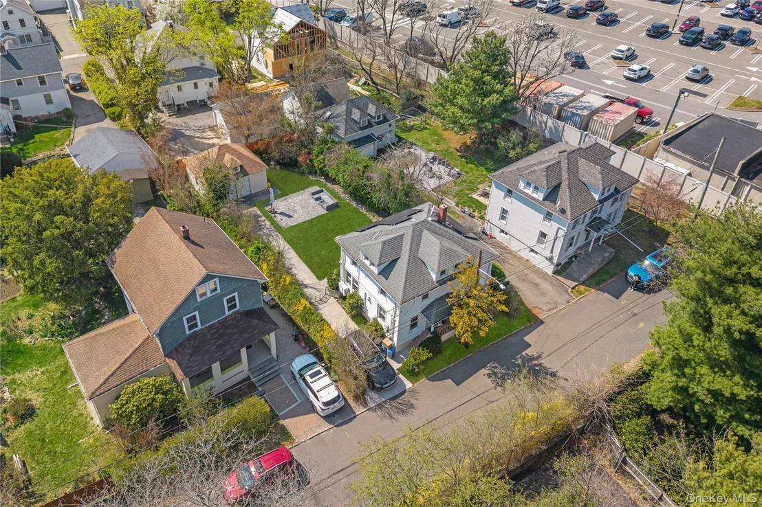 Photo of 3 3RD Street