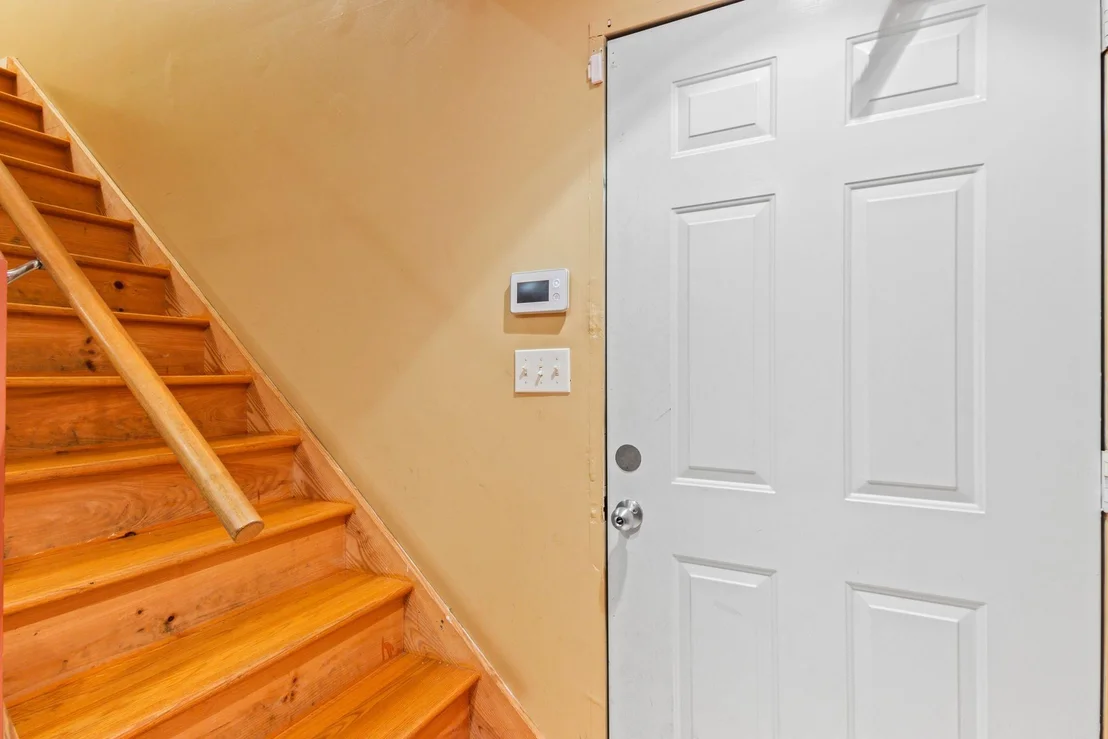 Photo of 8 Rolling Woods Lane