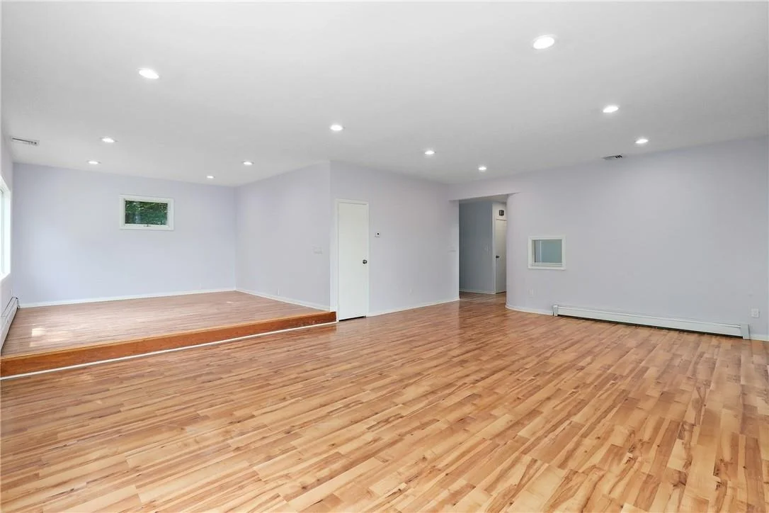 Photo of 104 Crest Road
