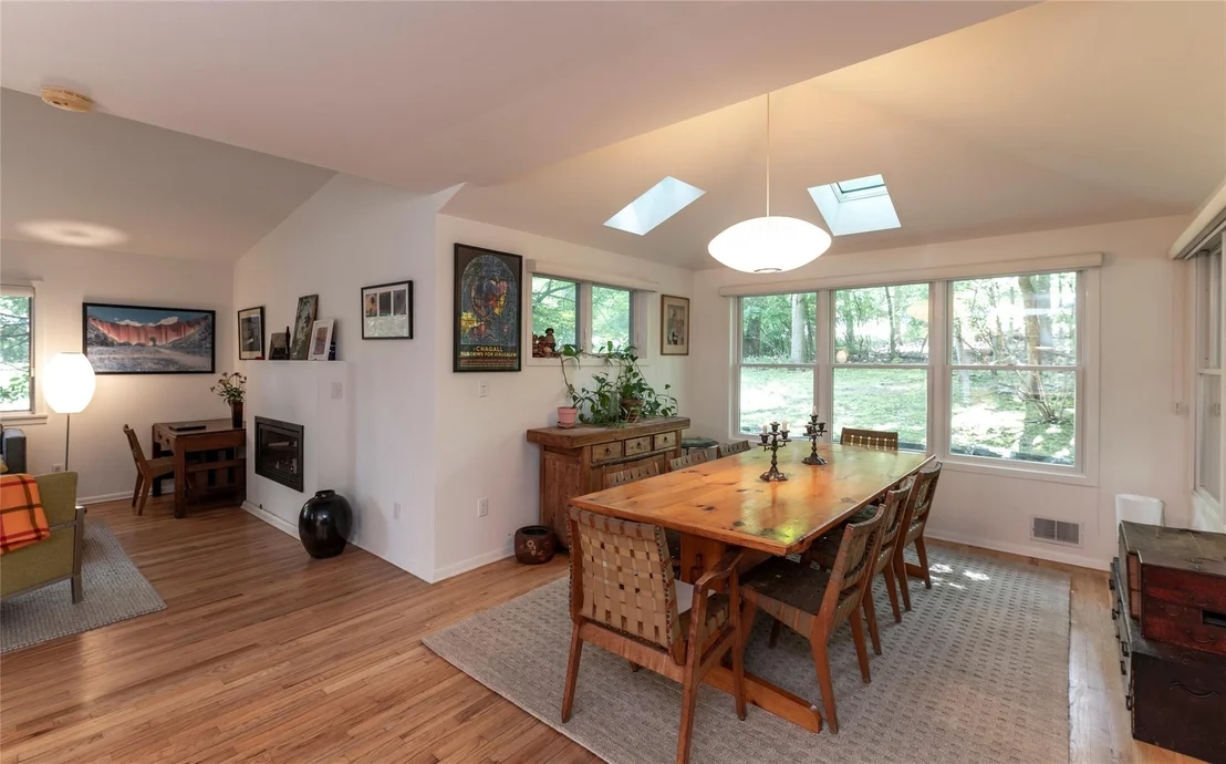 Photo of 204 Radcliff Drive