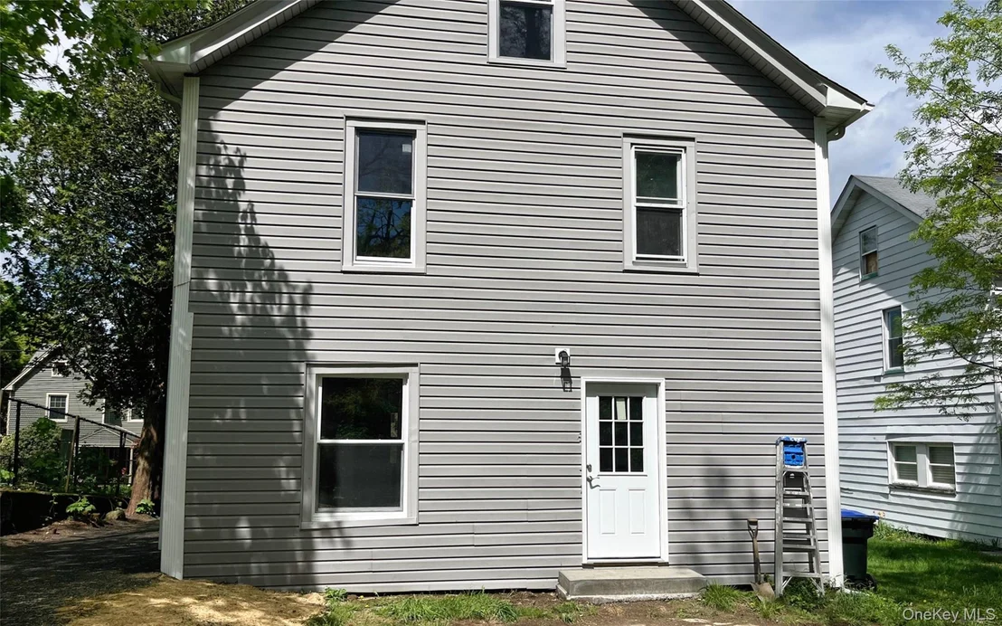 Photo of 74 Gladstone Avenue
