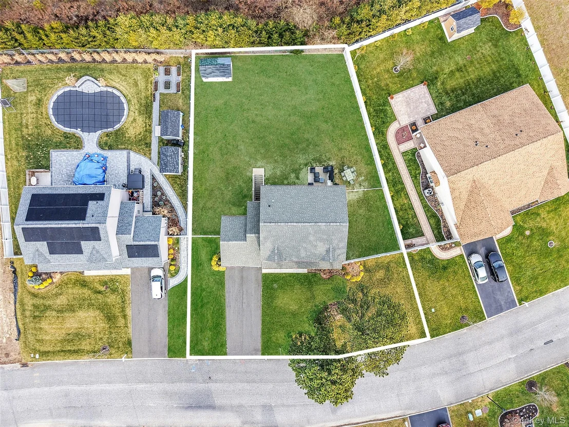 Photo of 7 Pondview Circle