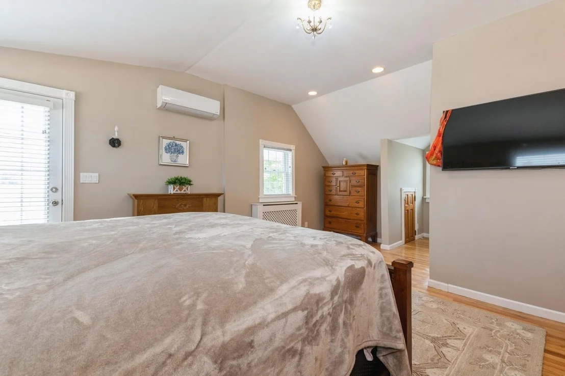 Photo of 80 Intervale