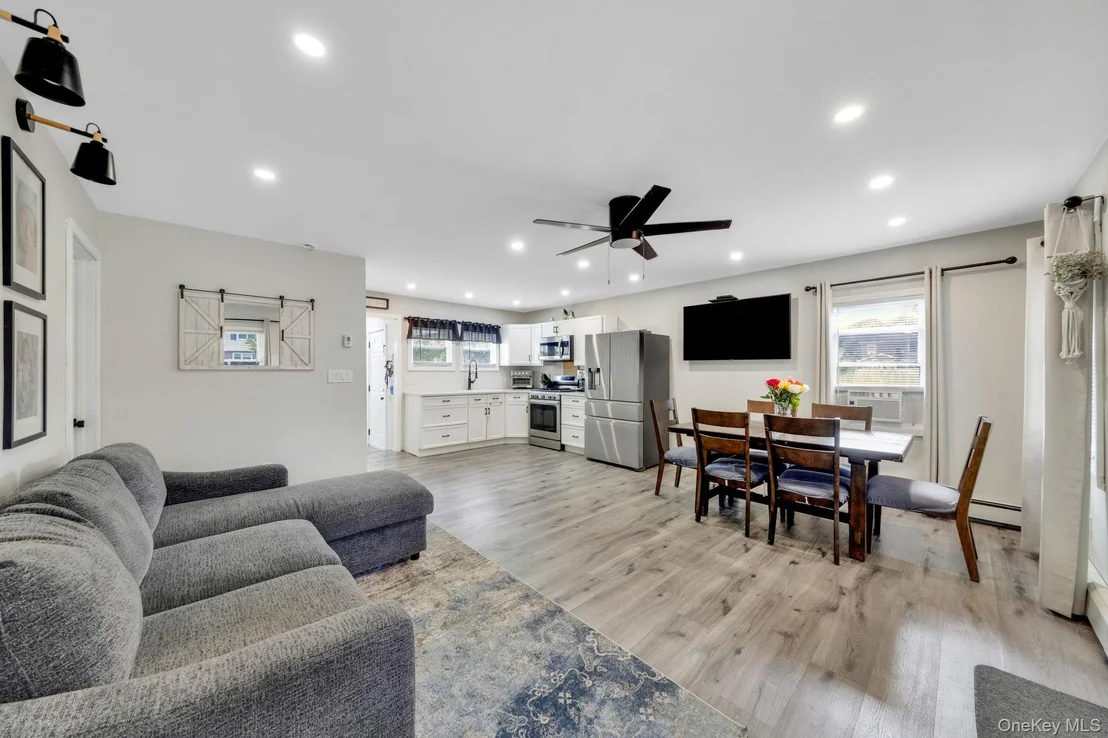 Photo of 124 4th Street