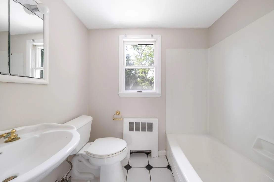 Photo of 10 Clearbrook Drive