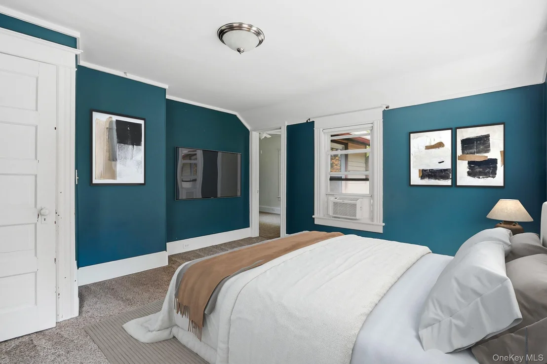 Photo of 23 Kent Avenue