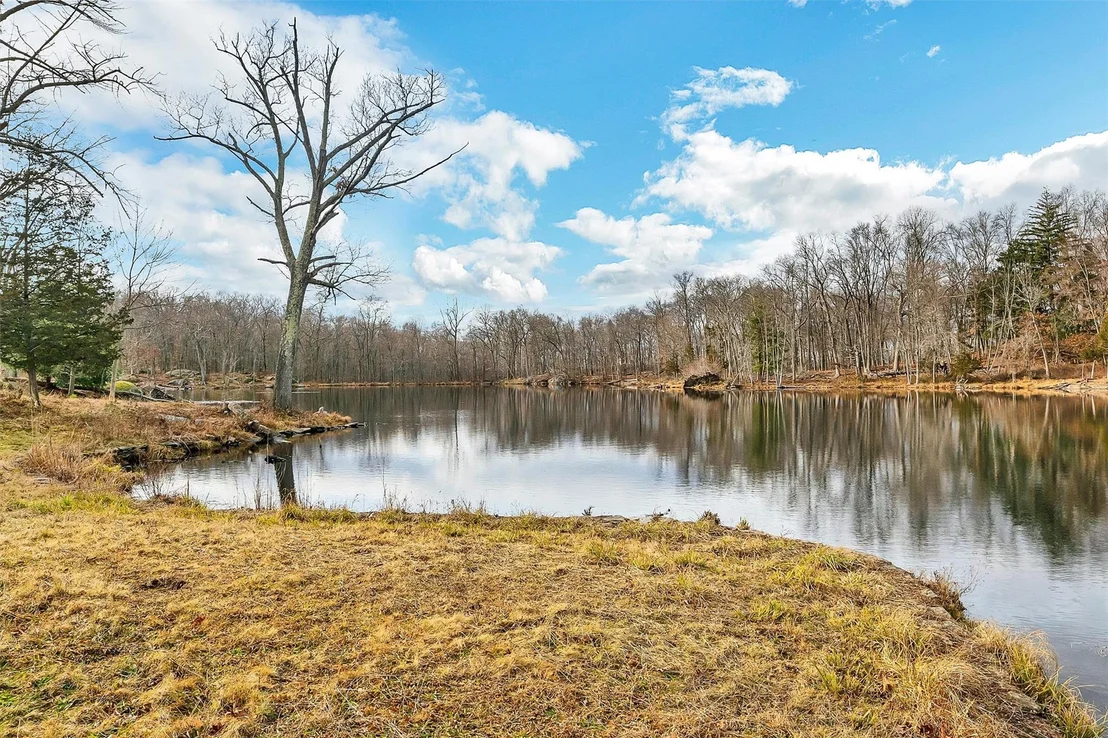 Photo of 1340 Kitchawan Road