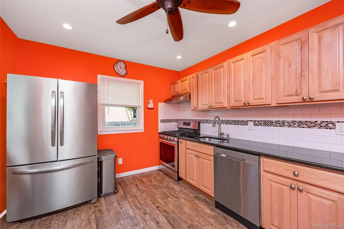 Photo of 19 Rainbow Lane