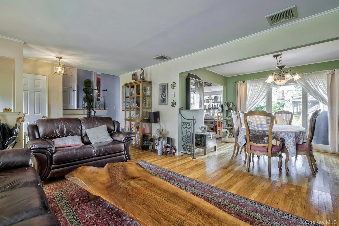 Photo of 3895 Green Place