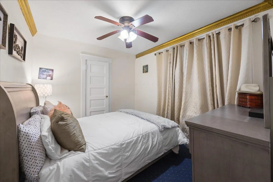 Photo of 319 Summit Avenue