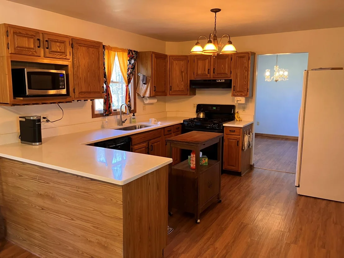 Photo of 218 Roosevelt Road