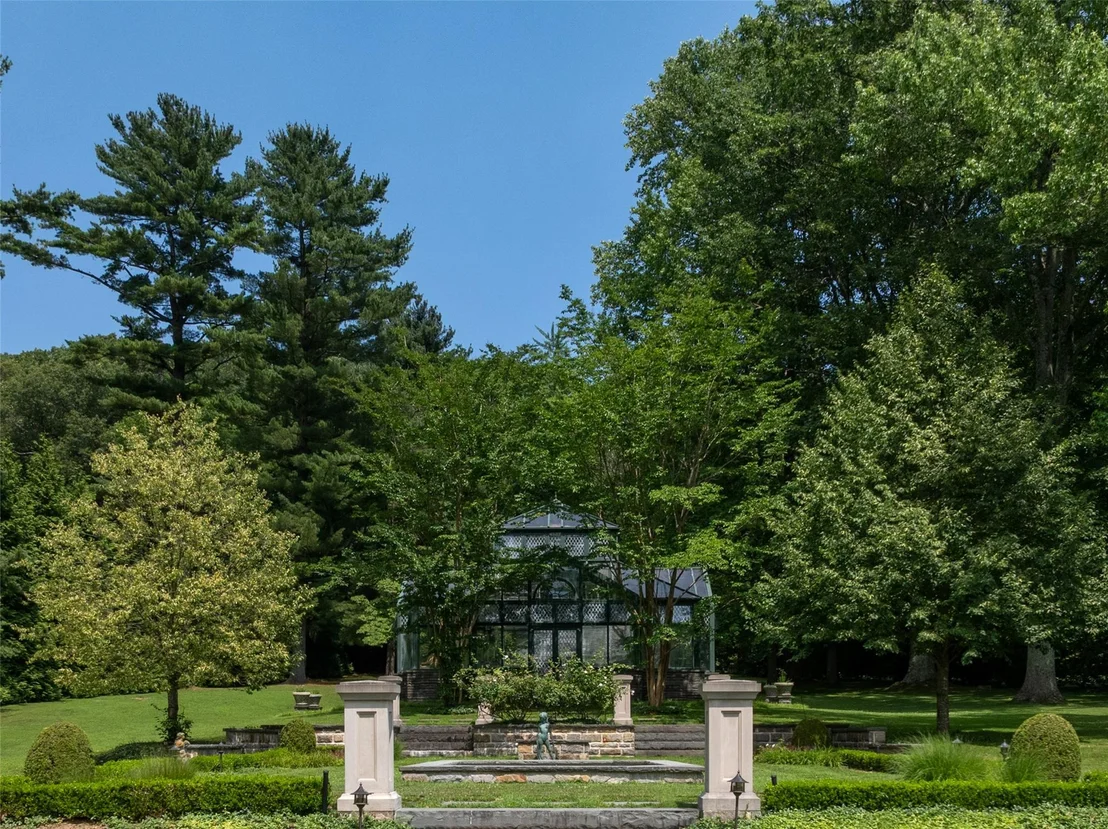 Photo of 102 Horseshoe Road