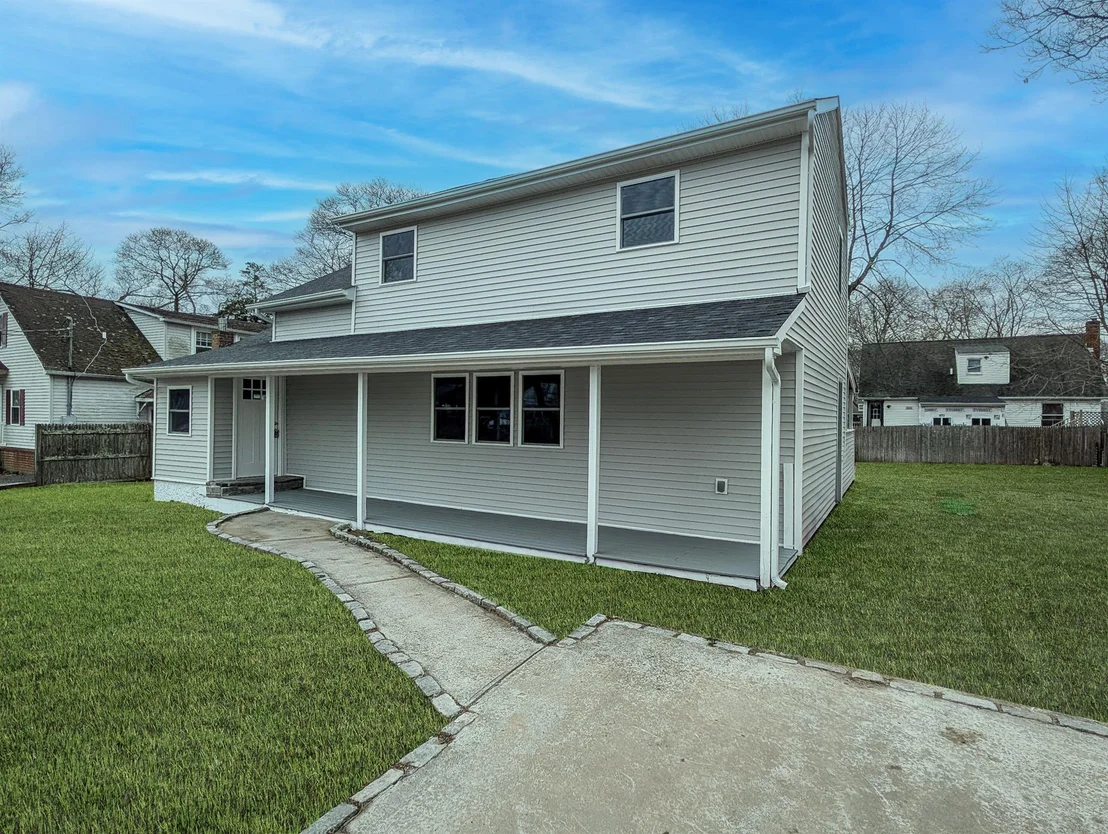 Photo of 206 Longfellow Drive