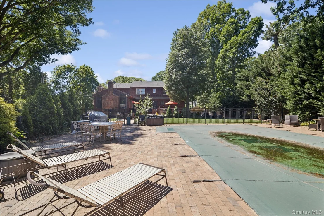 Photo of 14 Loft Road