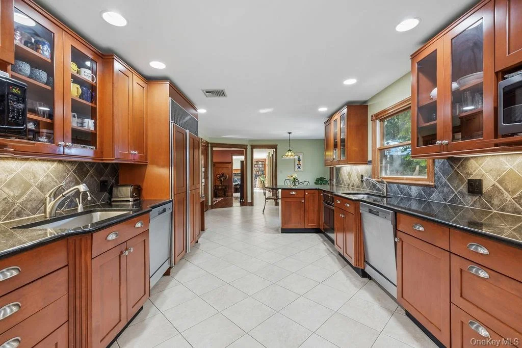 Photo of 10 Rockingham Road