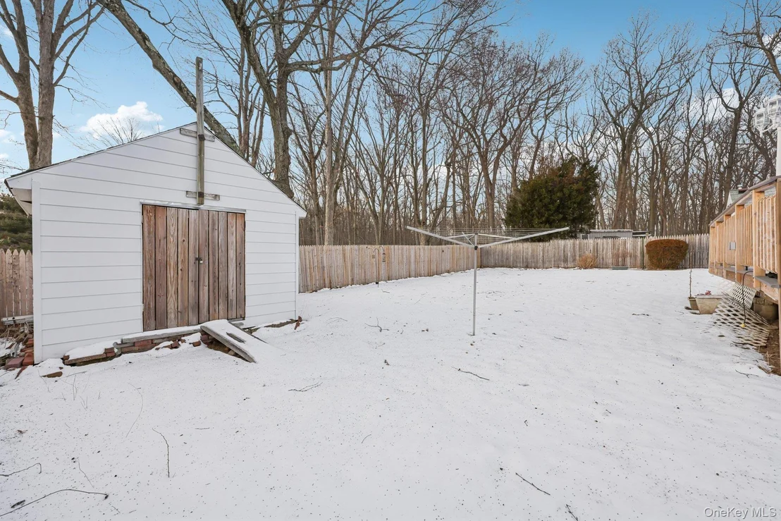 Photo of 375 Laurel Road