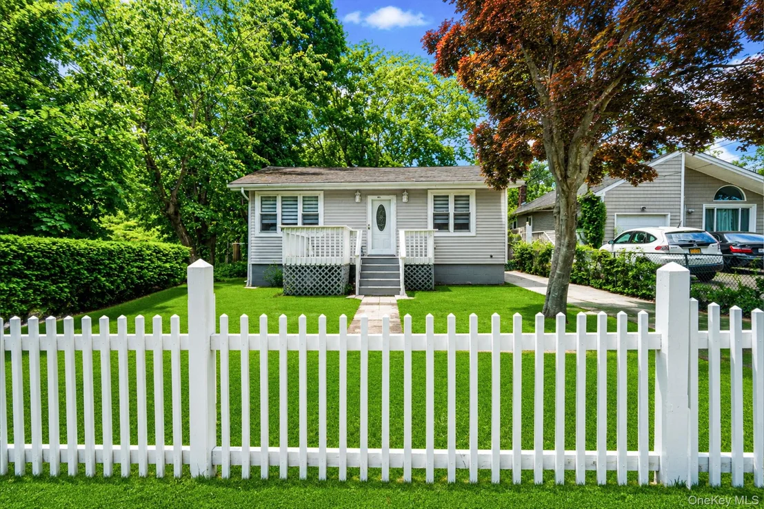 Photo of 411 Glen Drive
