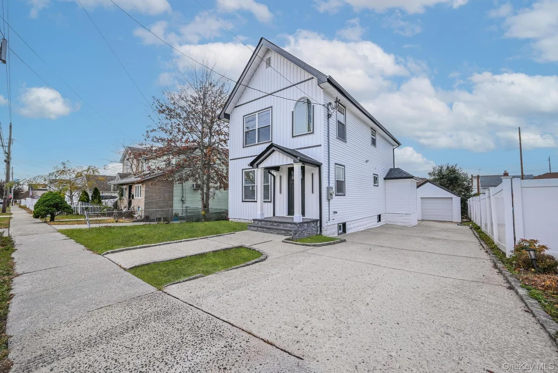 Photo of 44 Catherine Avenue