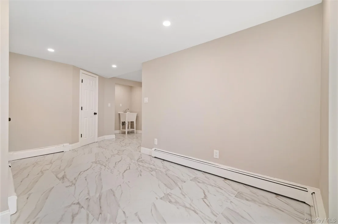 Photo of 511 Decatur Avenue