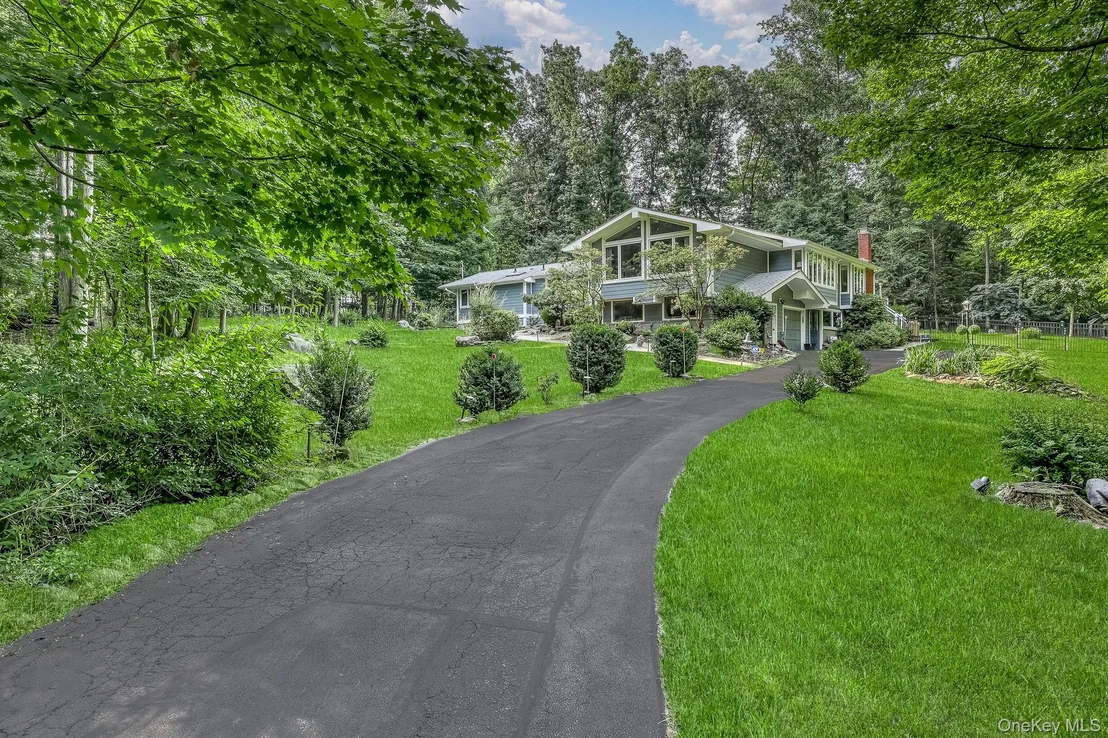 Photo of 10 Longbow Road