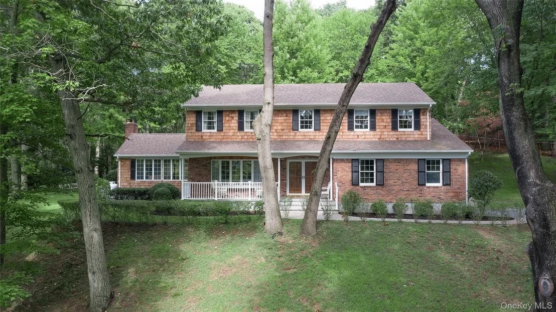 Photo of 451 River Road
