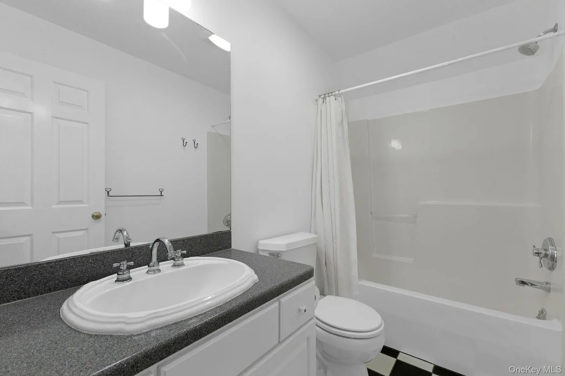 Photo of 331 Grape Hollow Road