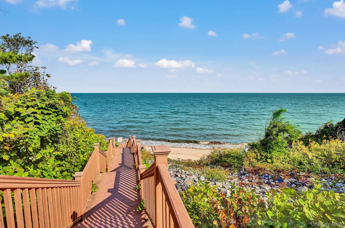 Photo of 58 Hillcrest Drive