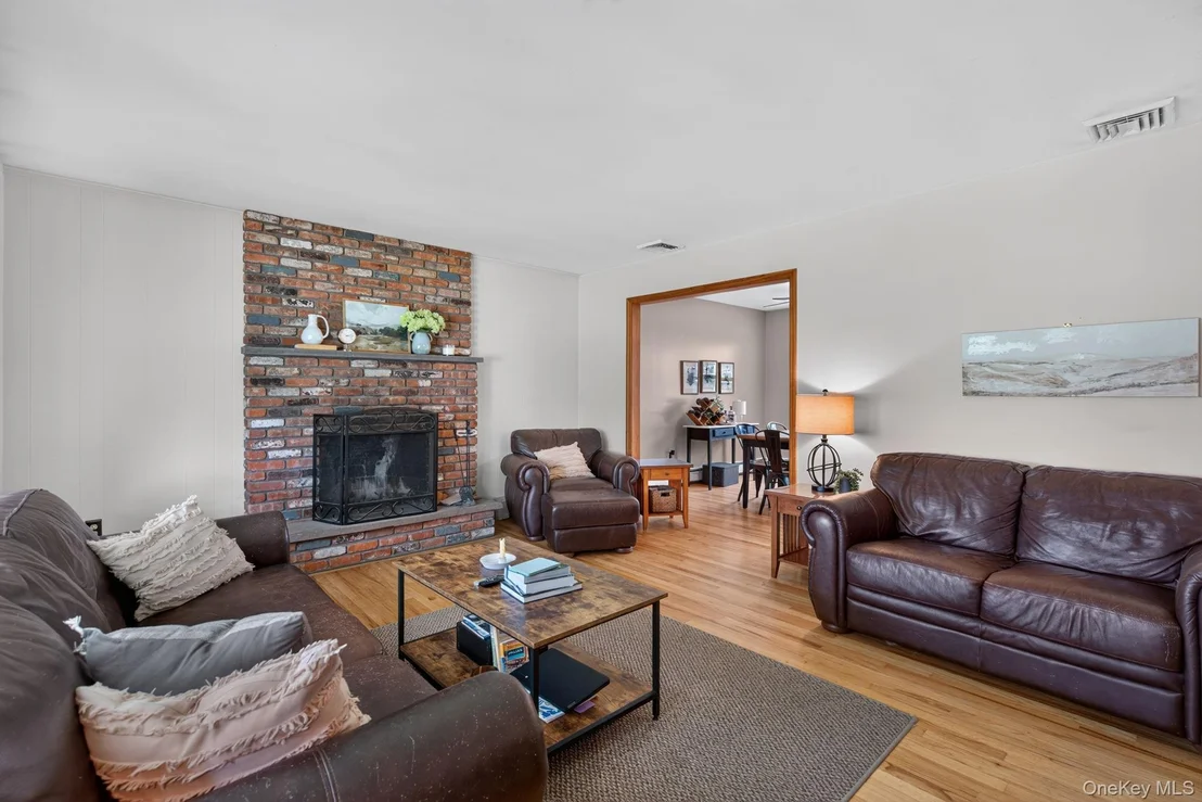 Photo of 9 Debra Hill Road