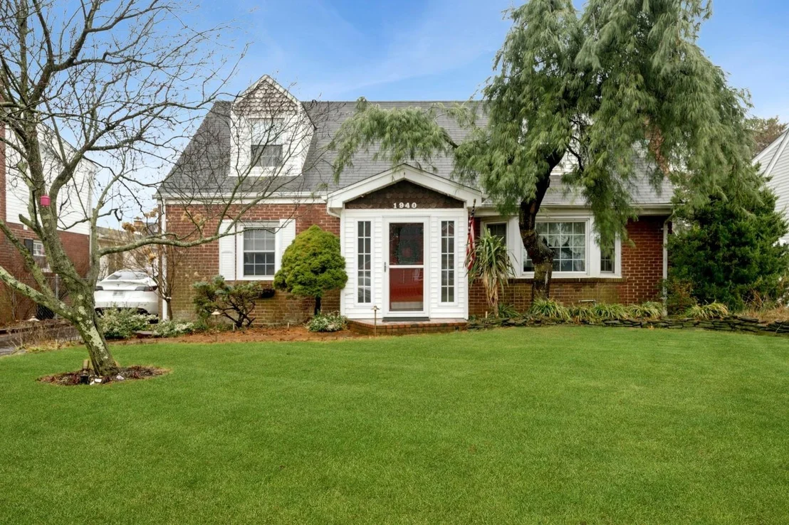 Photo of 1940 Croydon Drive