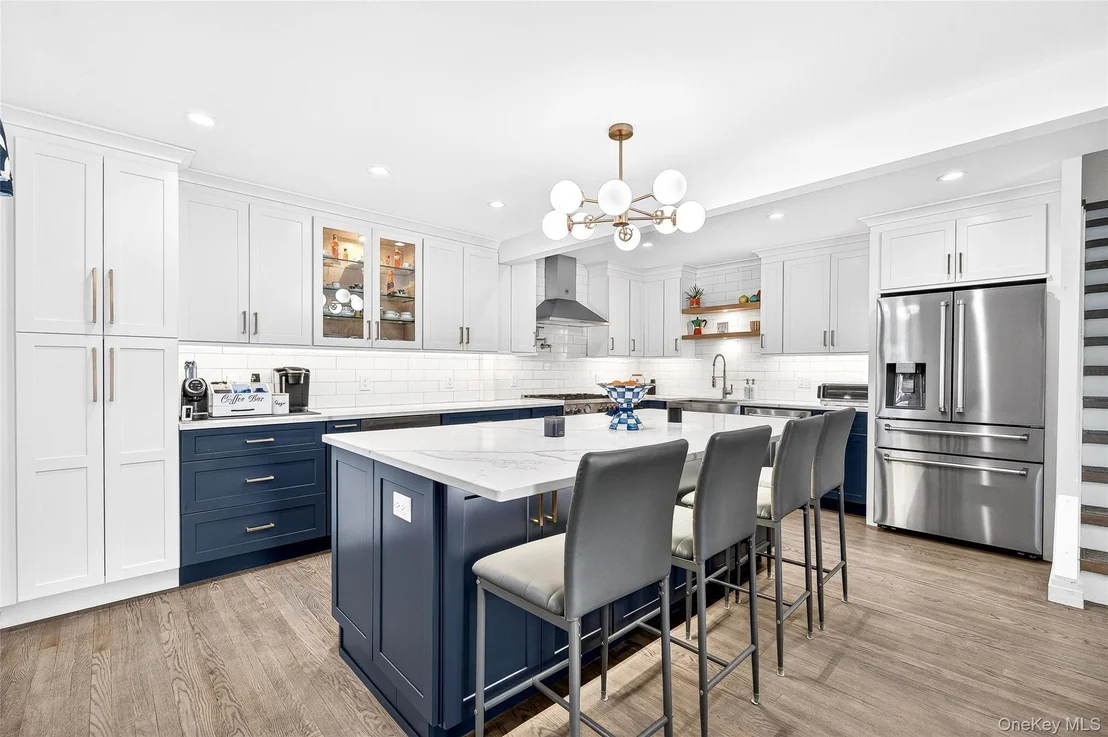 Photo of 53 Hazelton Road