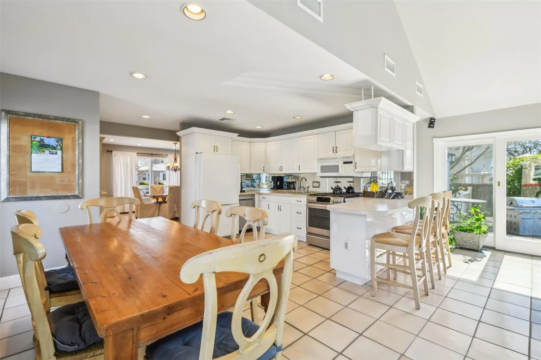 Photo of 9 Pinehurst Road