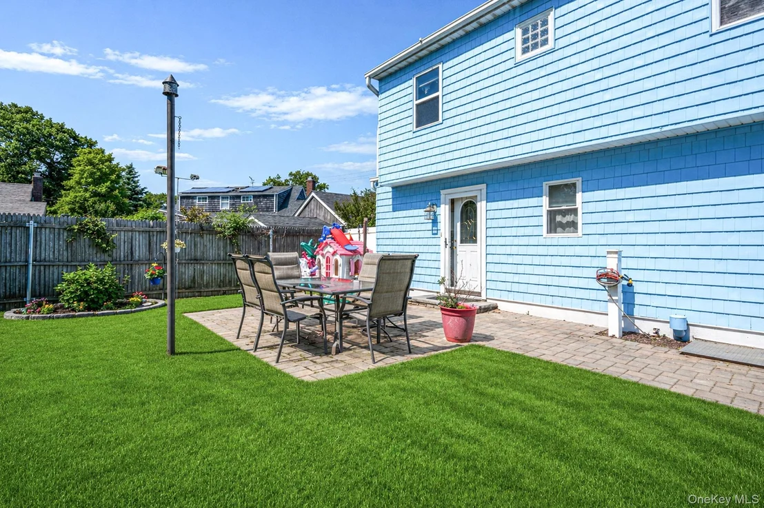 Photo of 61 N Ocean Avenue