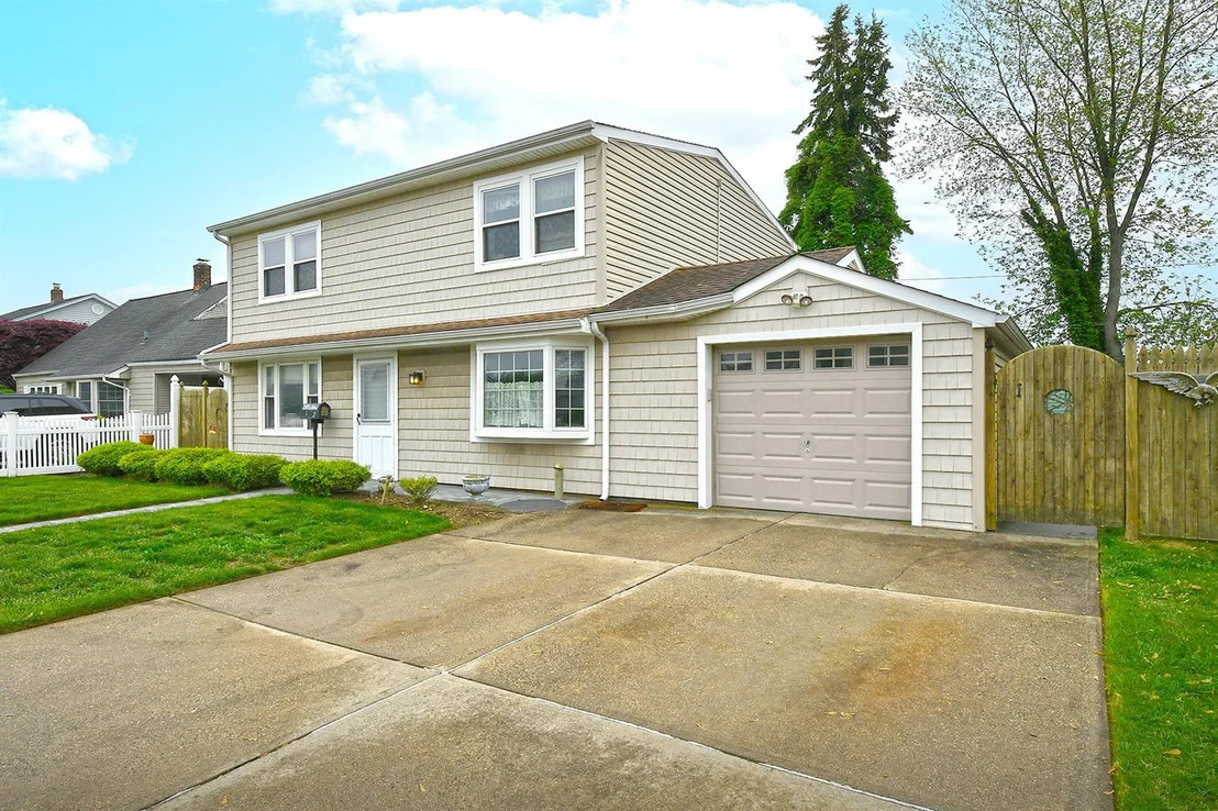 Photo of 152 Haven Lane