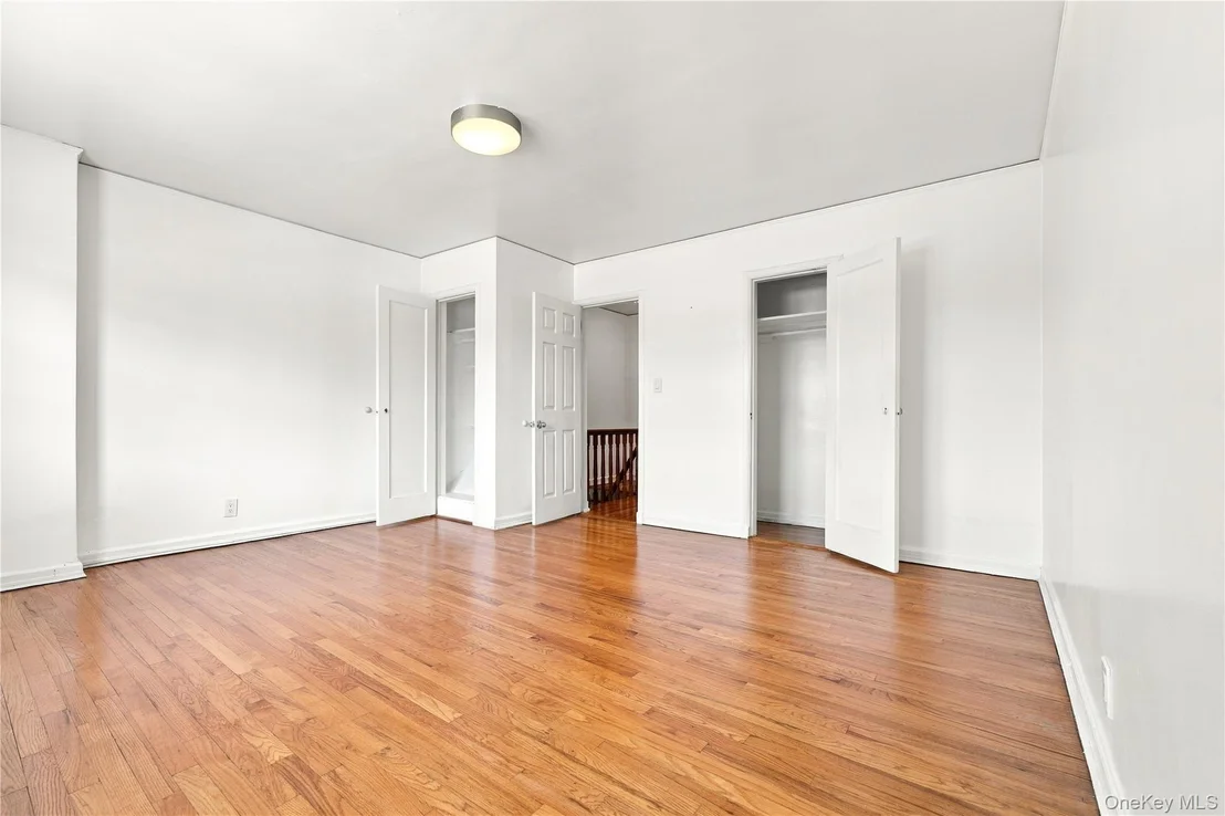 Photo of 7351 Utopia Parkway