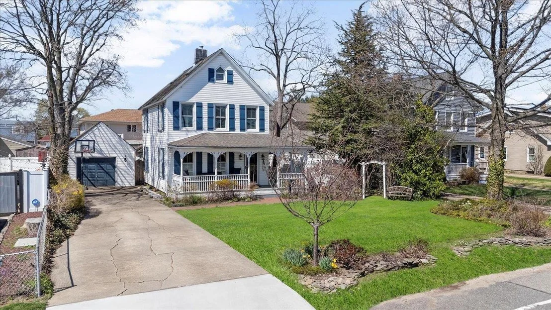 Photo of 1105 Cornwell Avenue