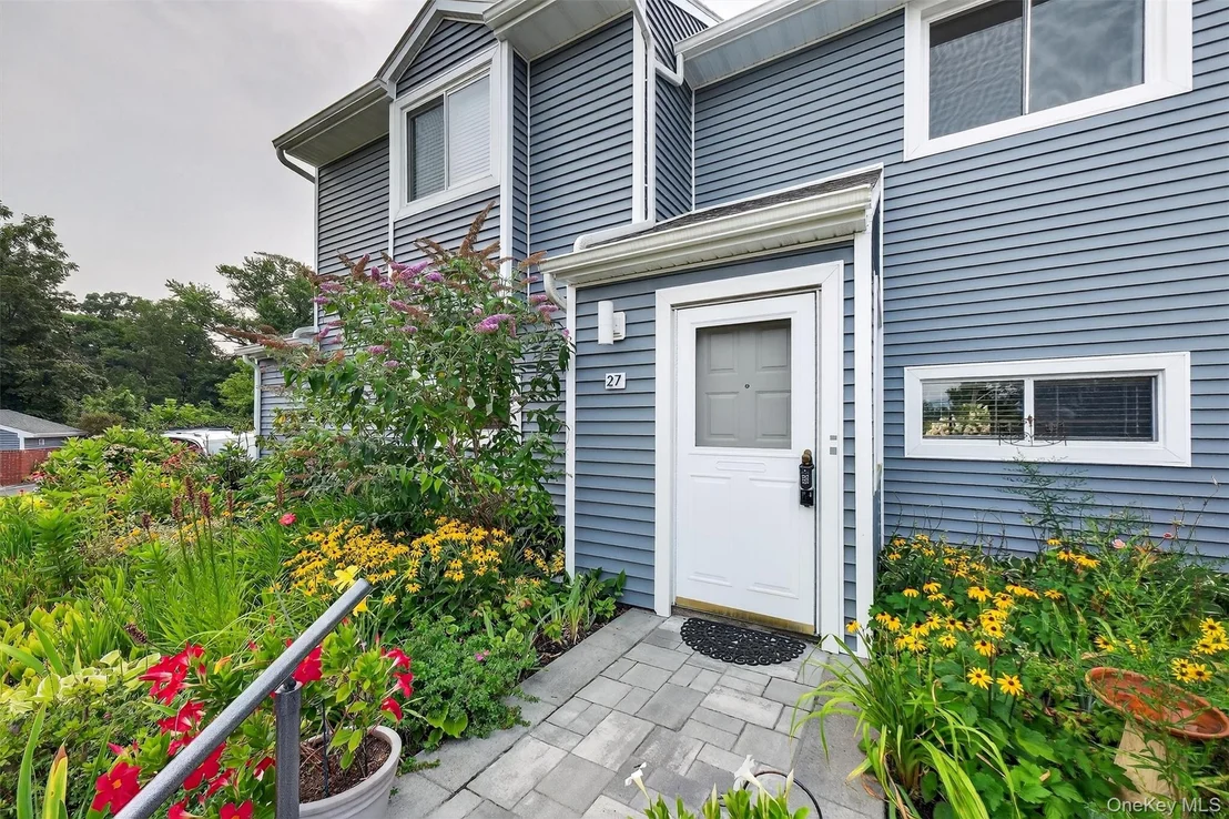 Photo of 27 Waterview Estate