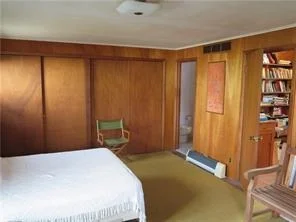 Photo of 12 Hudson River Lane