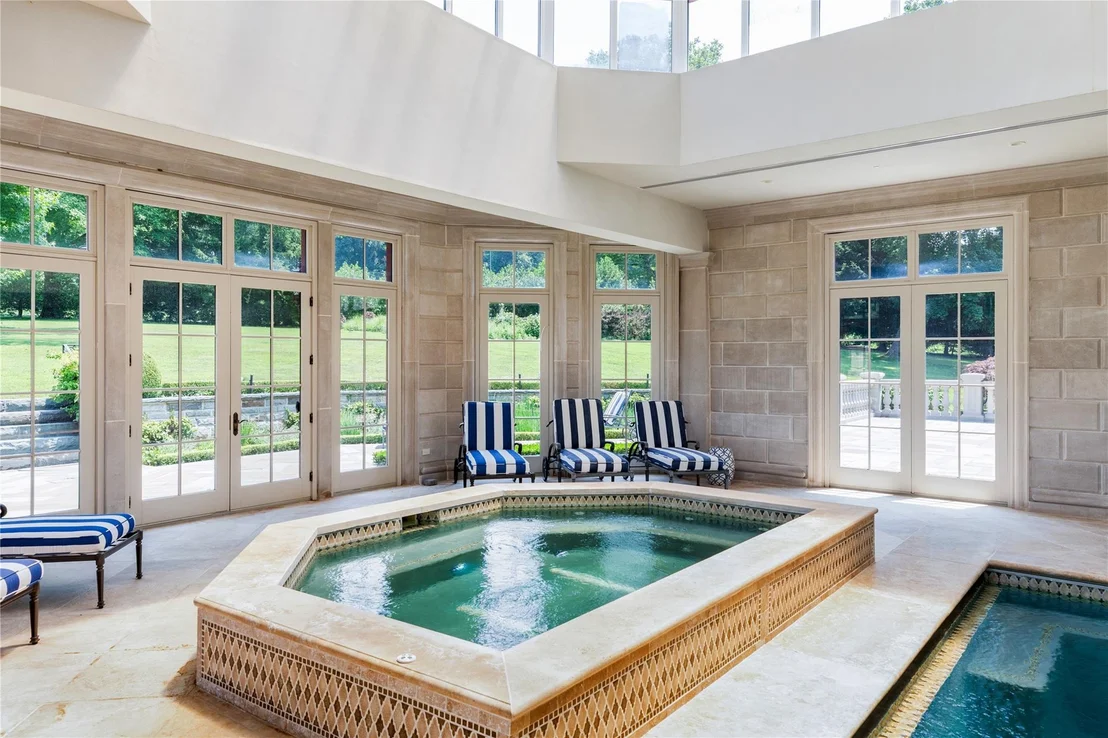 Photo of 102 Horseshoe Road