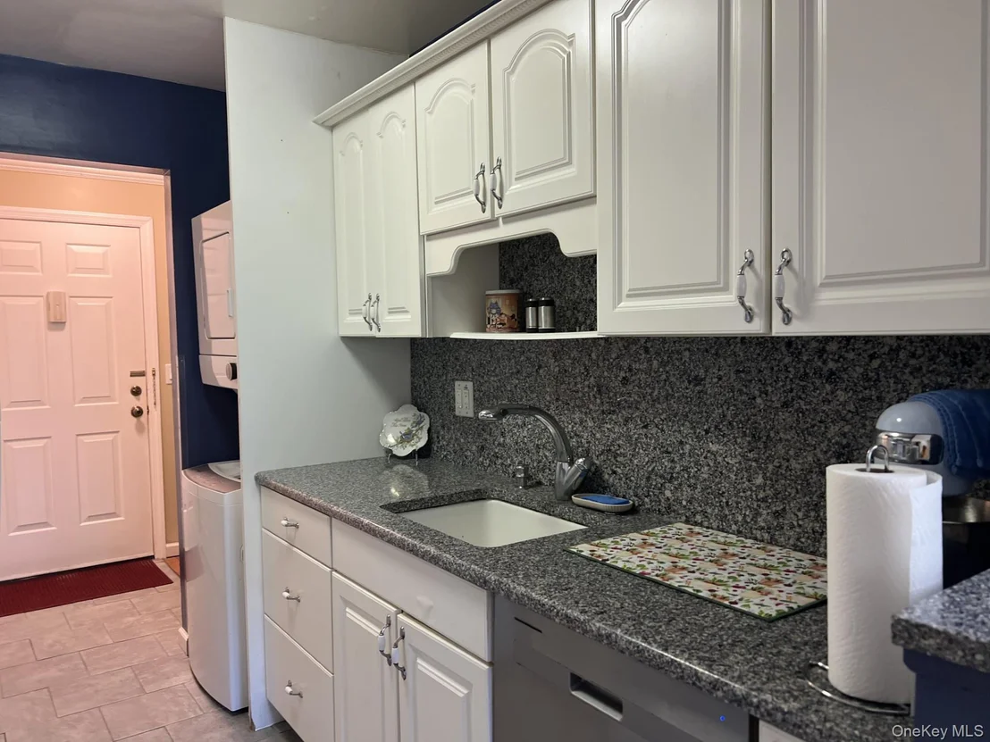 Photo of Unit 8 at 8 Loudon Drive