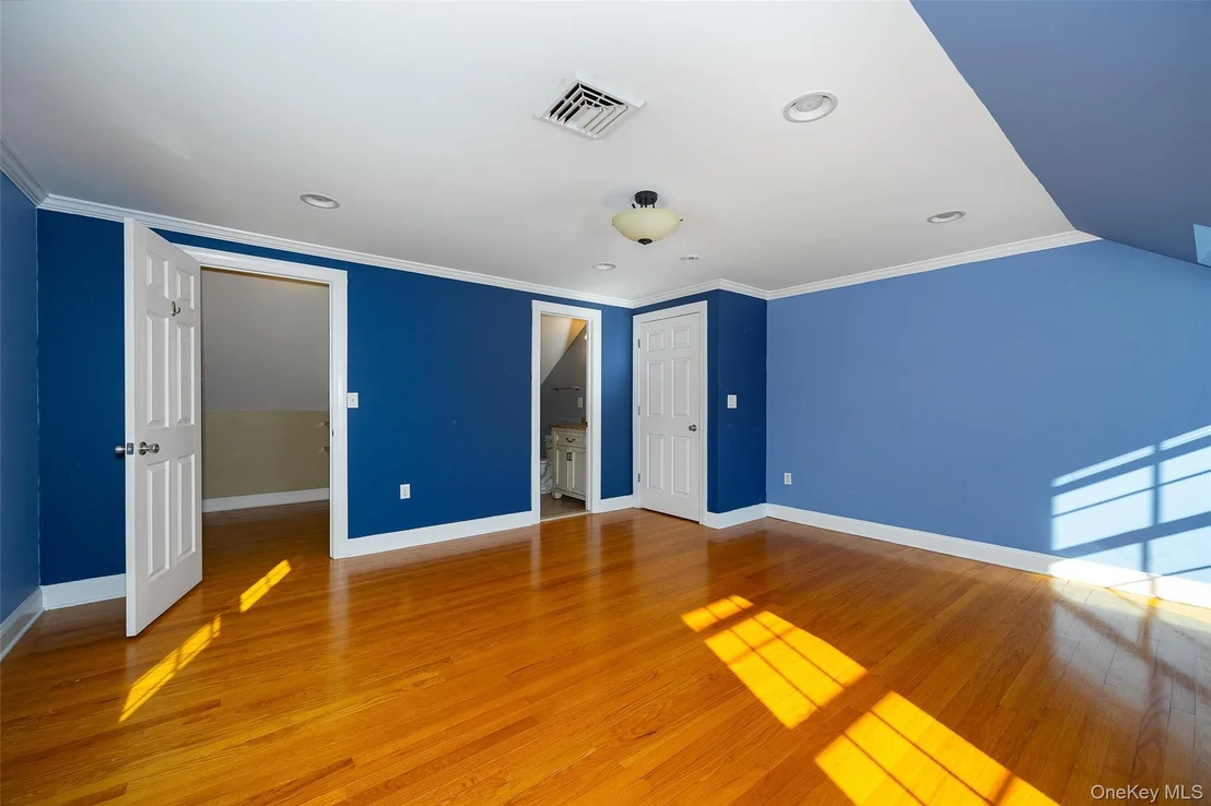 Photo of 3 Mansion Drive
