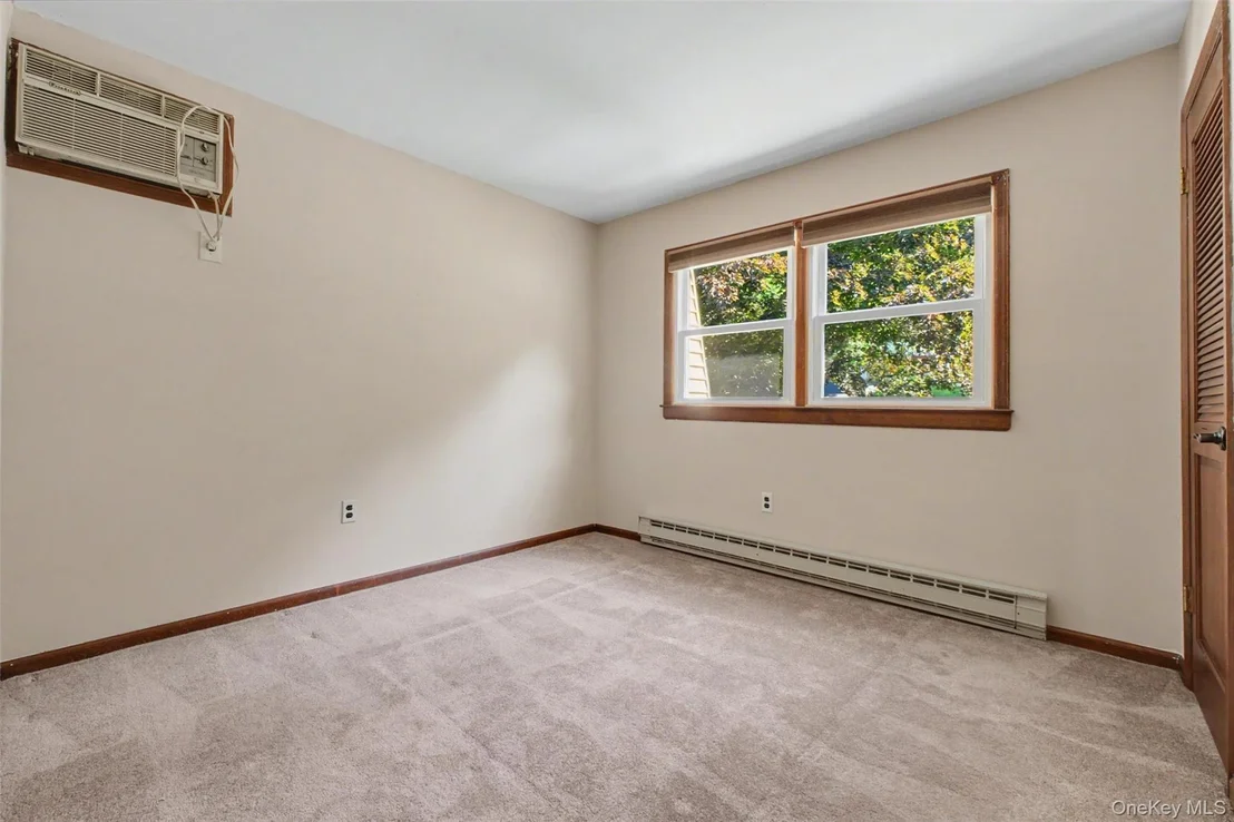Photo of 33 Grandview Drive