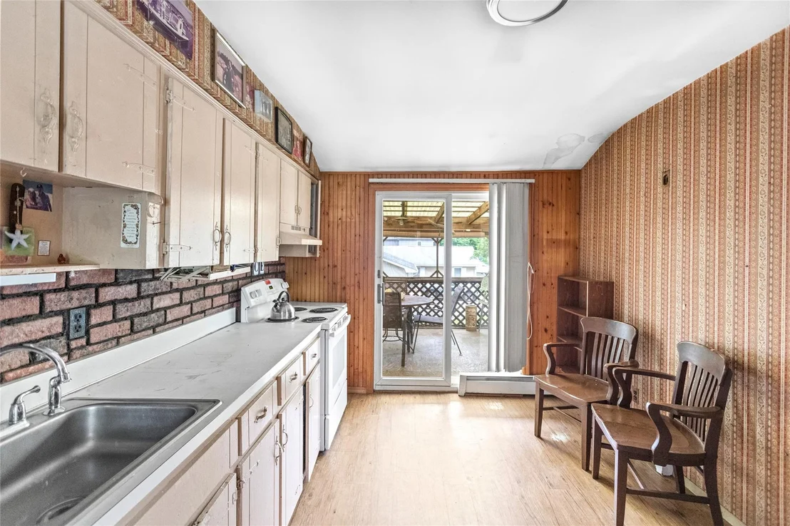 Photo of 12 Golf Course Road