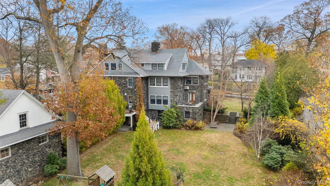 Photo of 65 Harmon Avenue