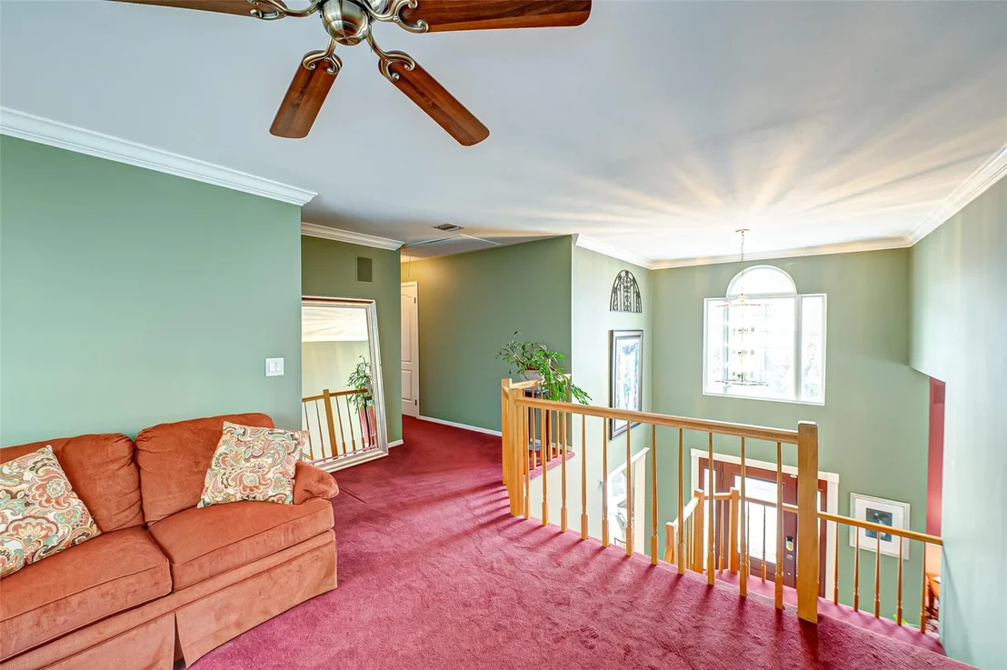 Photo of 17 Knollcrest Road
